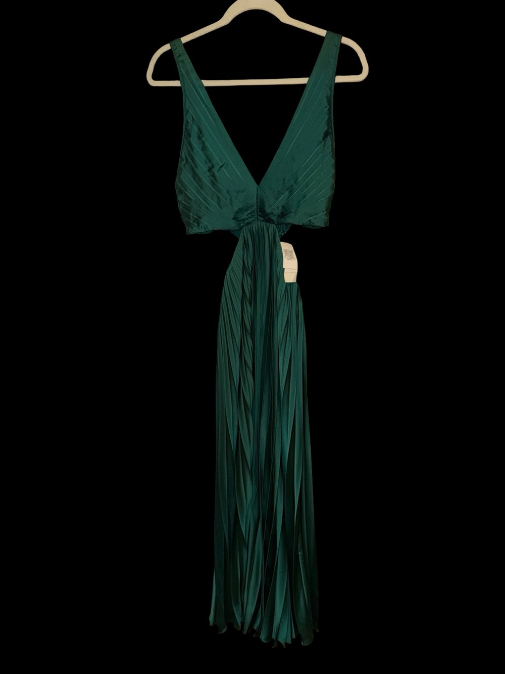 Abercrombie & Fitch The A&F Giselle Pleated Cutout Maxi Dress - Picture 7 of 9